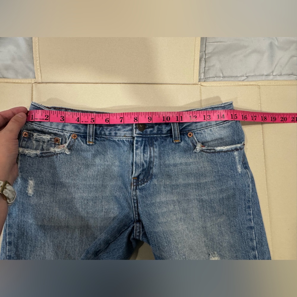 American Eagle Distressed Bermuda Jean Shorts Women’s Size 2 Denim - Picture 7 of 9